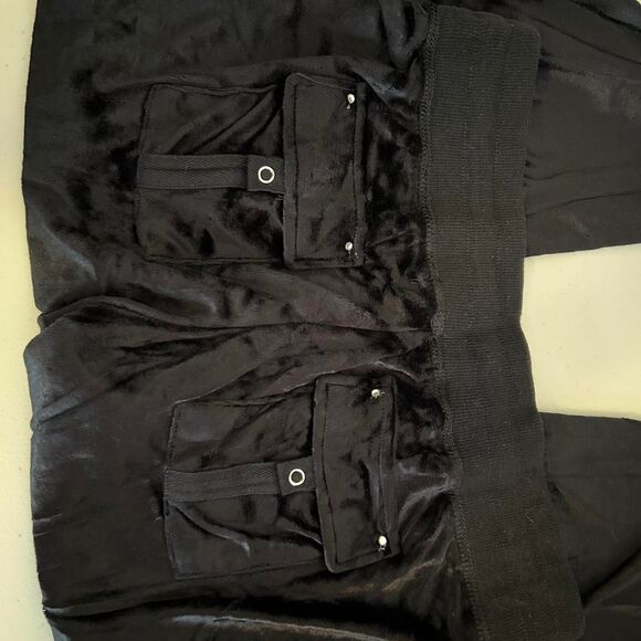 VINTAGE Y2K BCBG Women's Black Velour Tracksuit - Picture 8 of 8